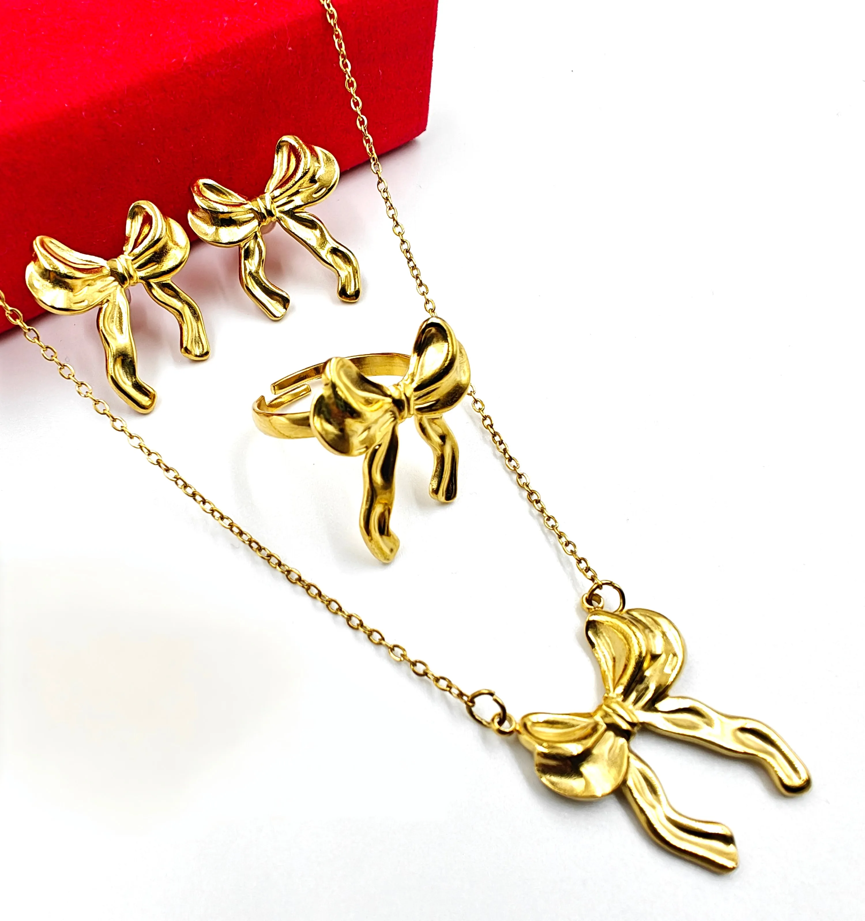 Antitarnish Bow combo| waterproof| Gold plated