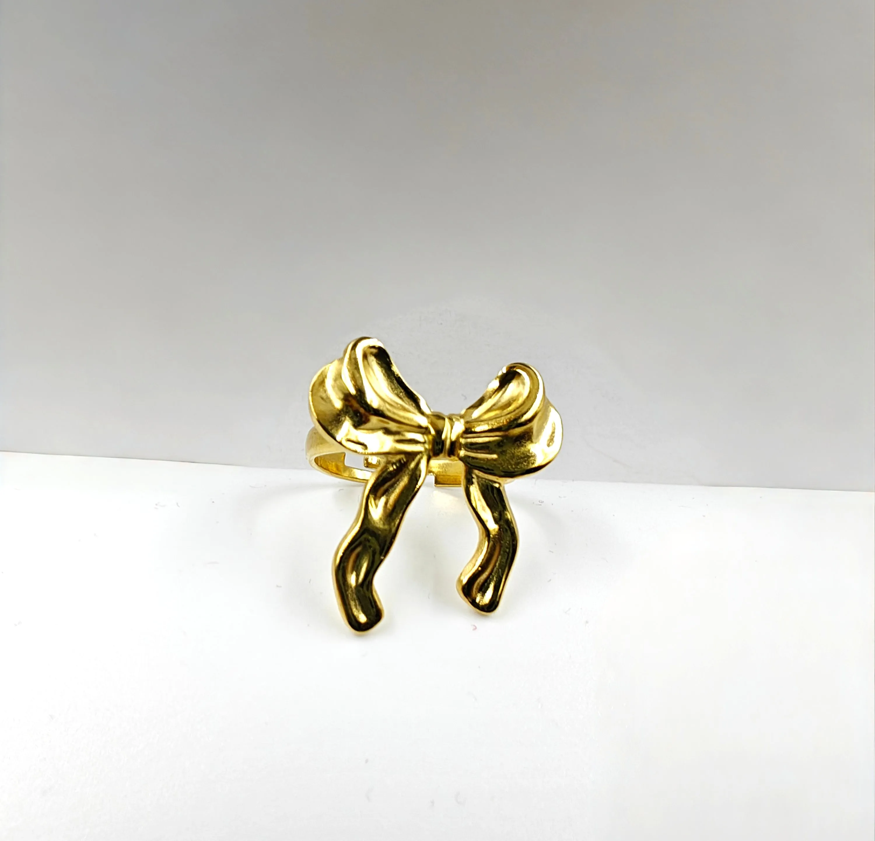 Antitarnish Bow combo| waterproof| Gold plated