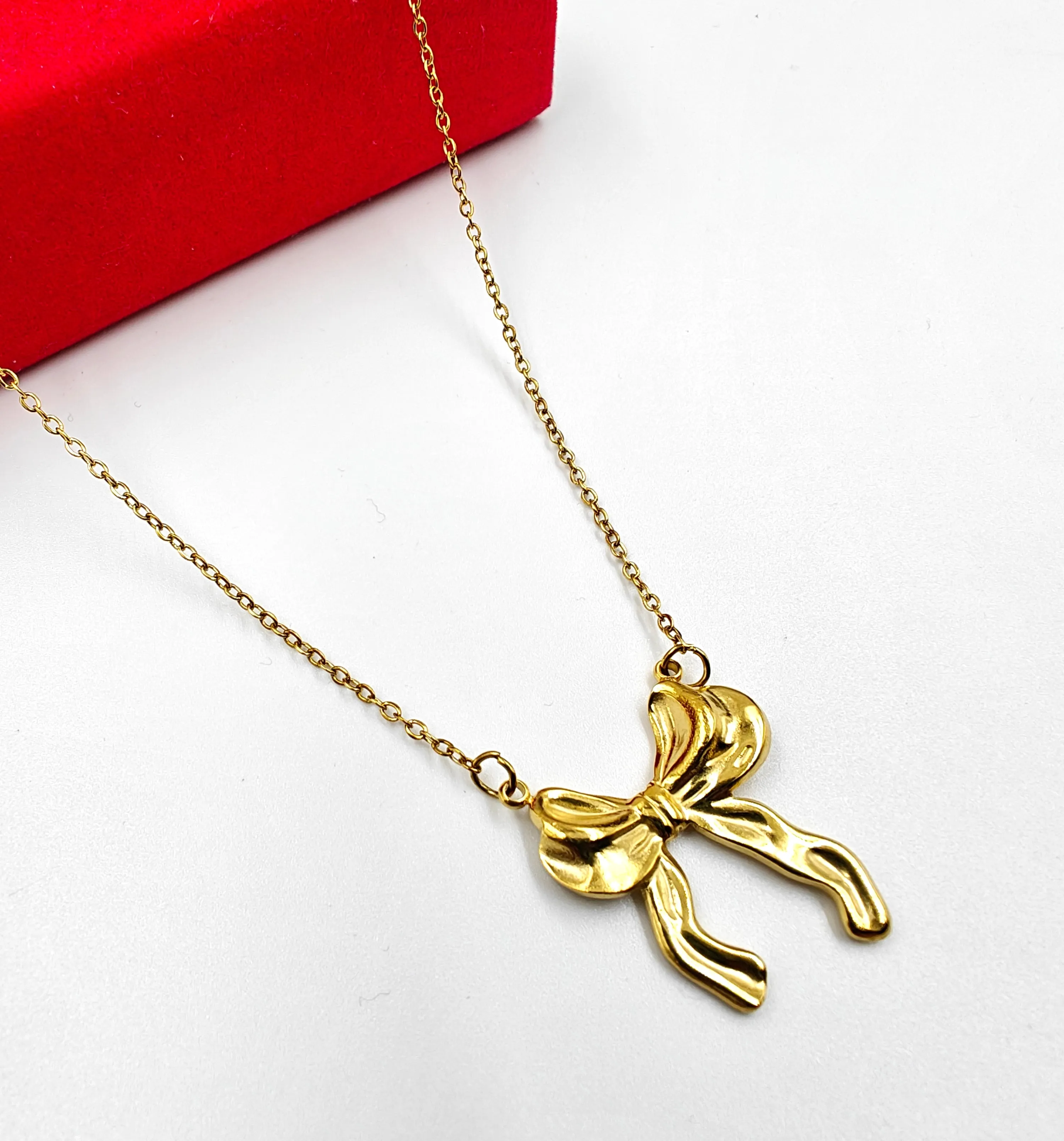 Antitarnish Bow combo| waterproof| Gold plated