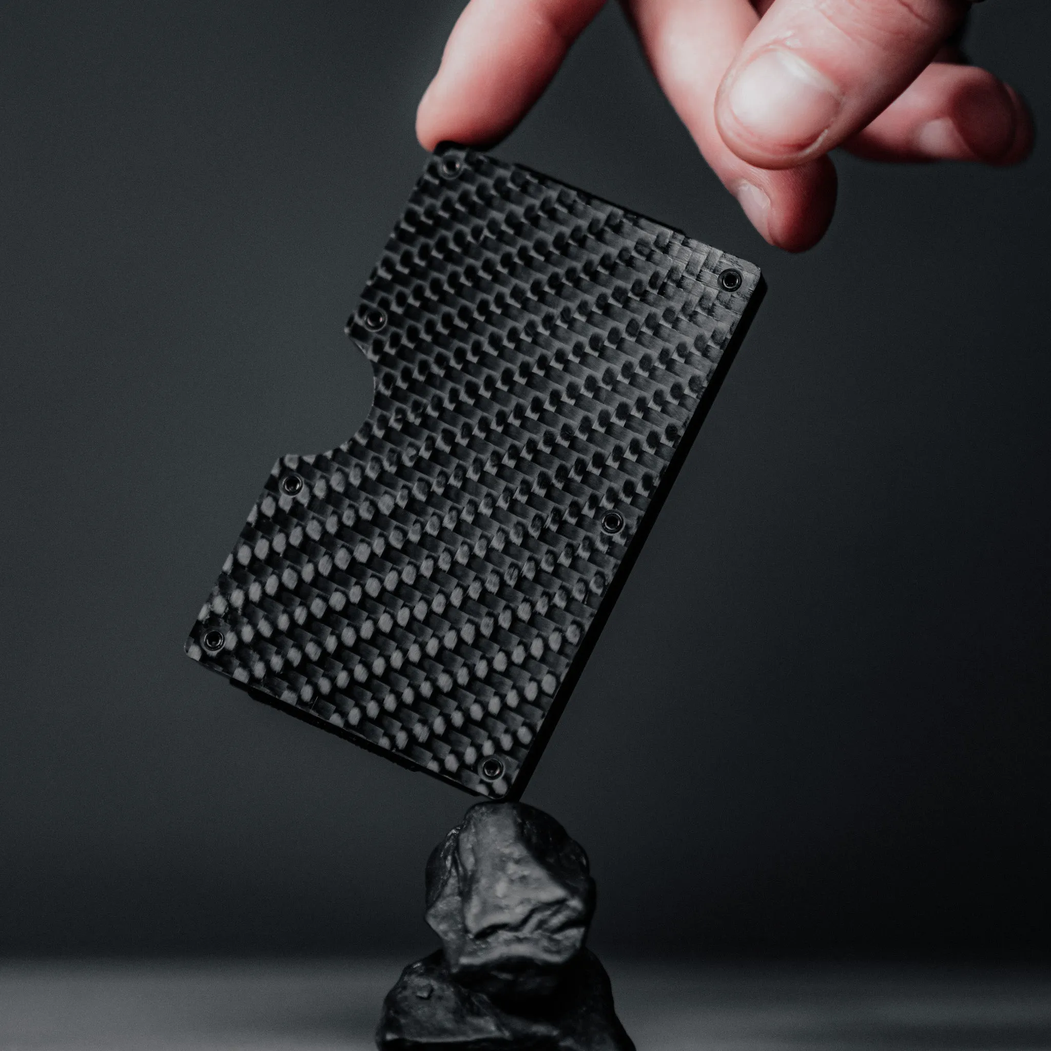 Carbon Fiber Kartenetui mit Geldscheinklammer