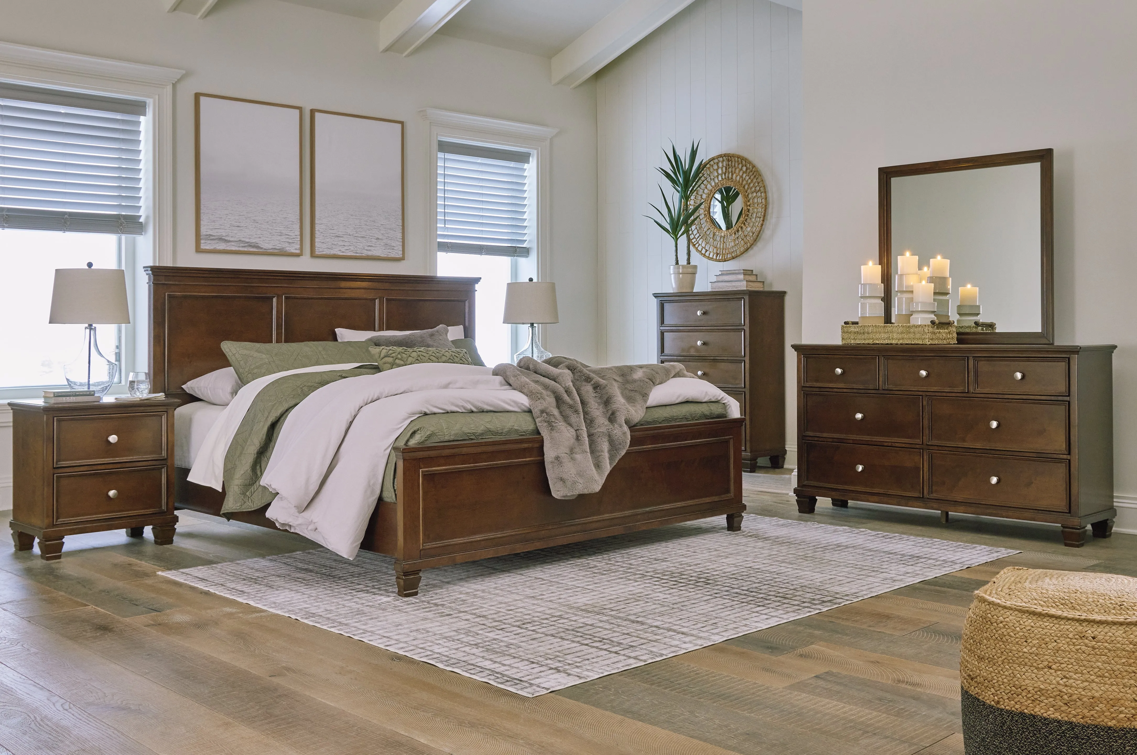Danabrin King Panel Bed with Mirrored Dresser and Nightstand in Brown