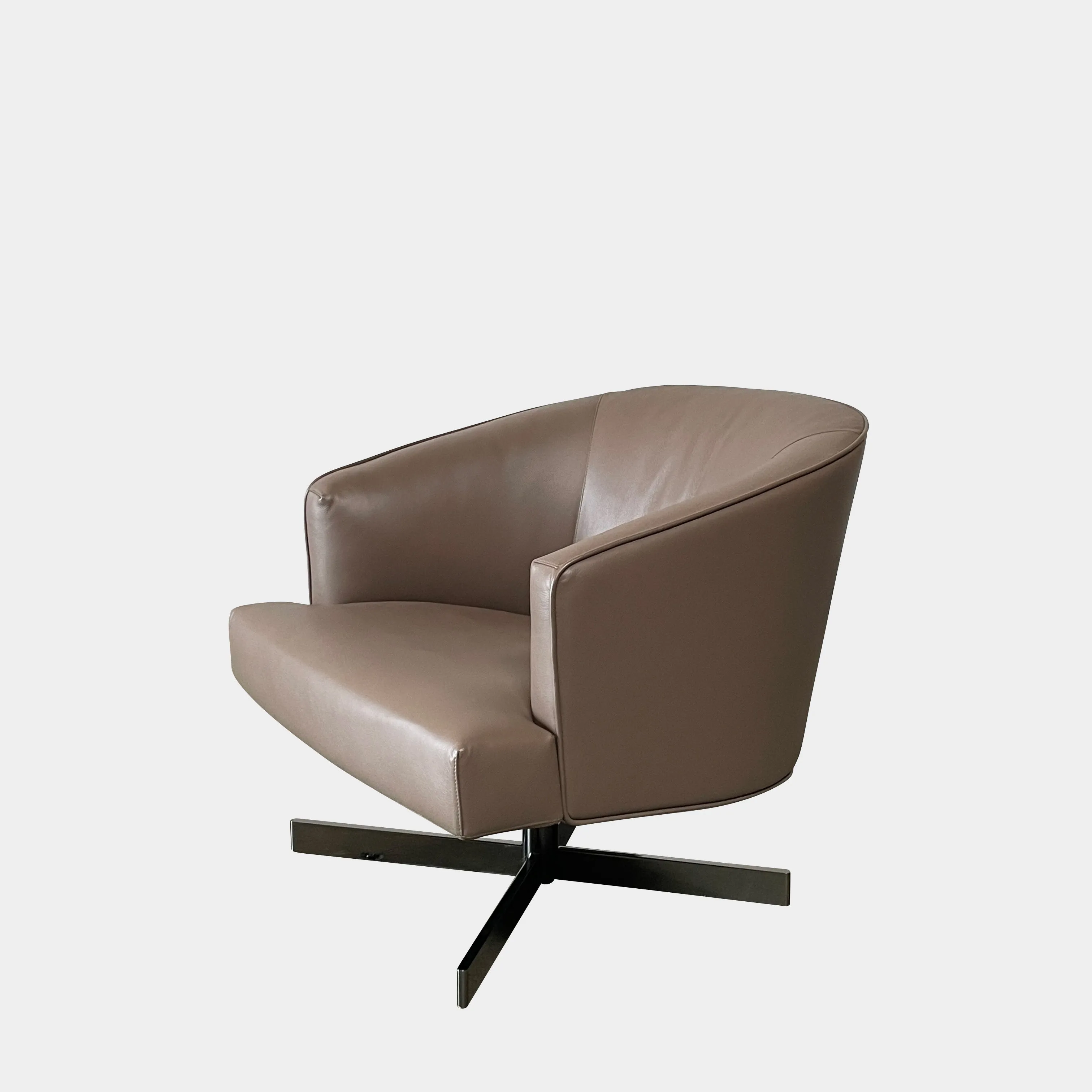 Minotti Martin Brown Leather Swivel Chairs